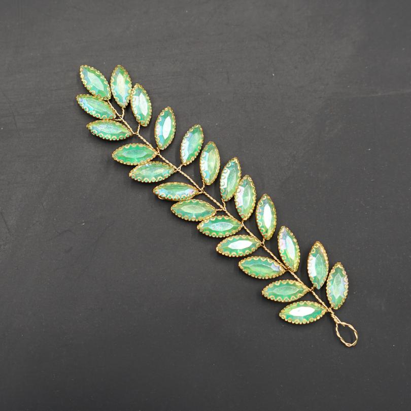 Broche en cristal vert , Vigne de cheveux mariage vert , bijoux de cheveux vert - artisanat Tunisien fait main | ILEYCOM