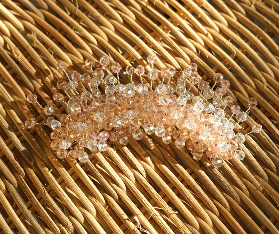 Broche rose bébé, modèle simple - artisanat Tunisien fait main | ILEYCOM