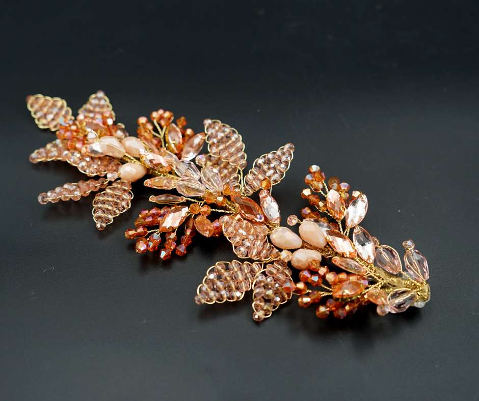 Broche rose modèle feuilleté - artisanat Tunisien fait main | ILEYCOM