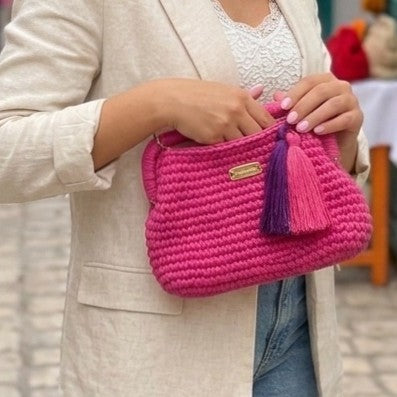 sac fushia élégant pour un style unique et irrésistible