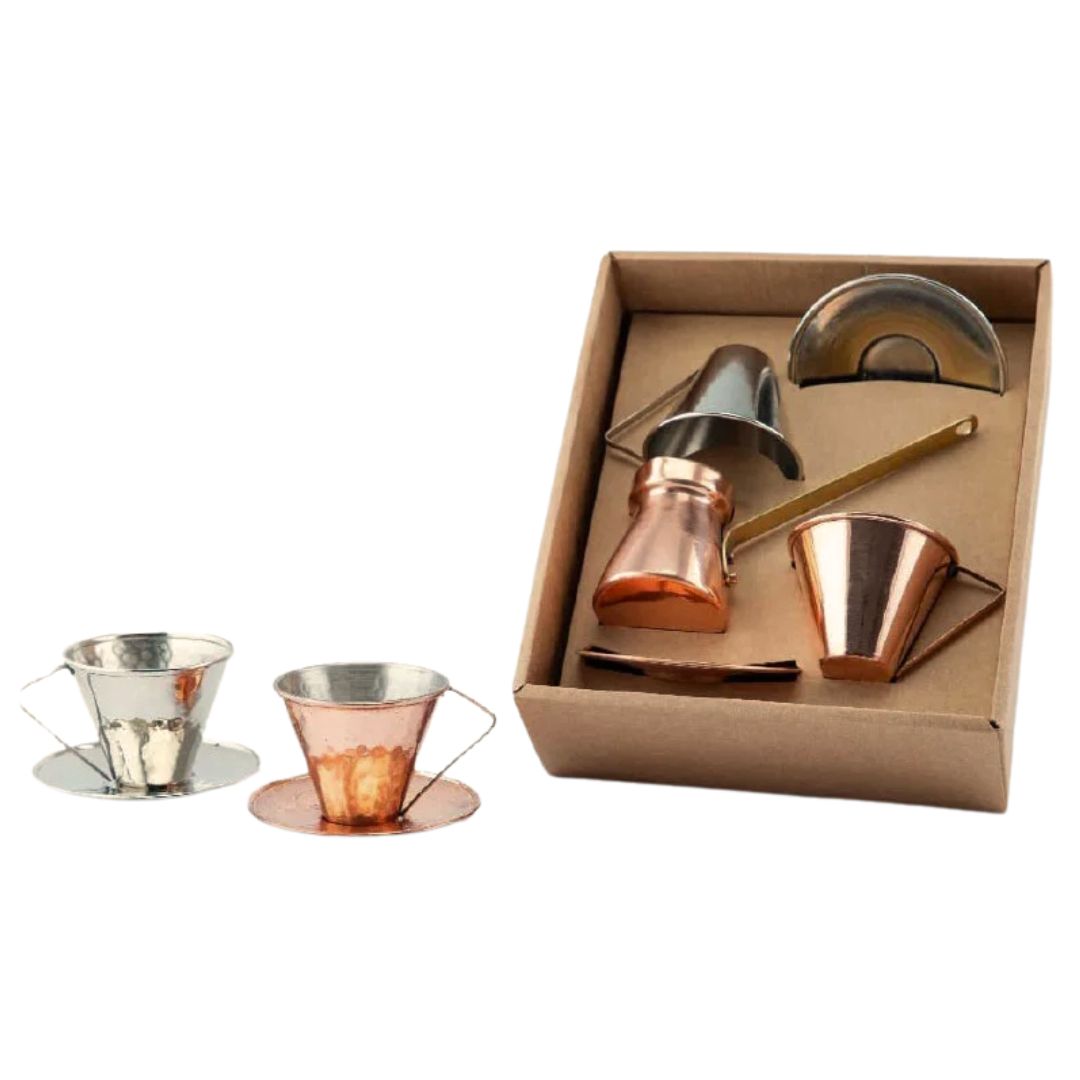 Coffret turc en cuivre martelé – Tasse + Sous-tasse + Zazoua (finitions argent/rosé)