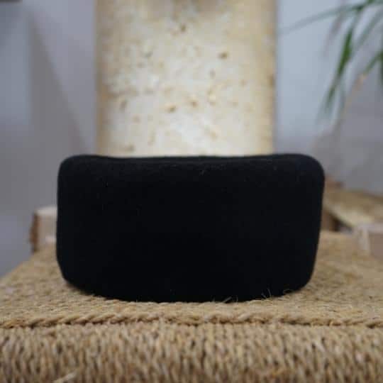 Chechia tunisienne noire en laine