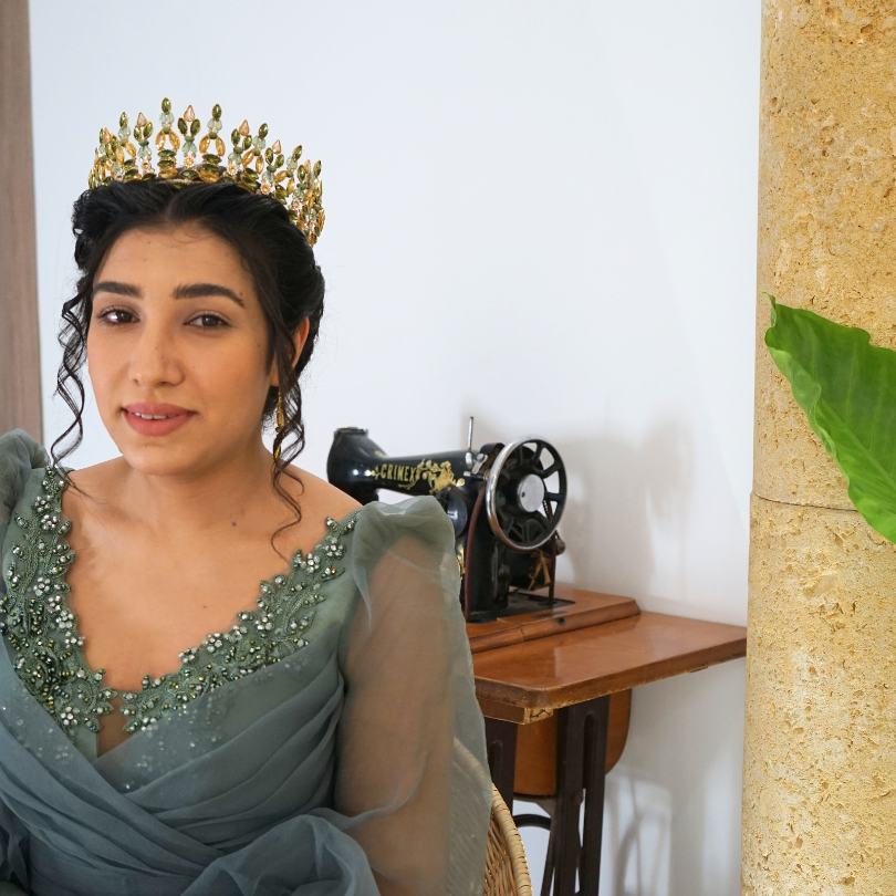 Couronne couleur vert et dorée, Diadème émeraude, couronne vert émeraude, diadèm - artisanat Tunisien fait main | ILEYCOM