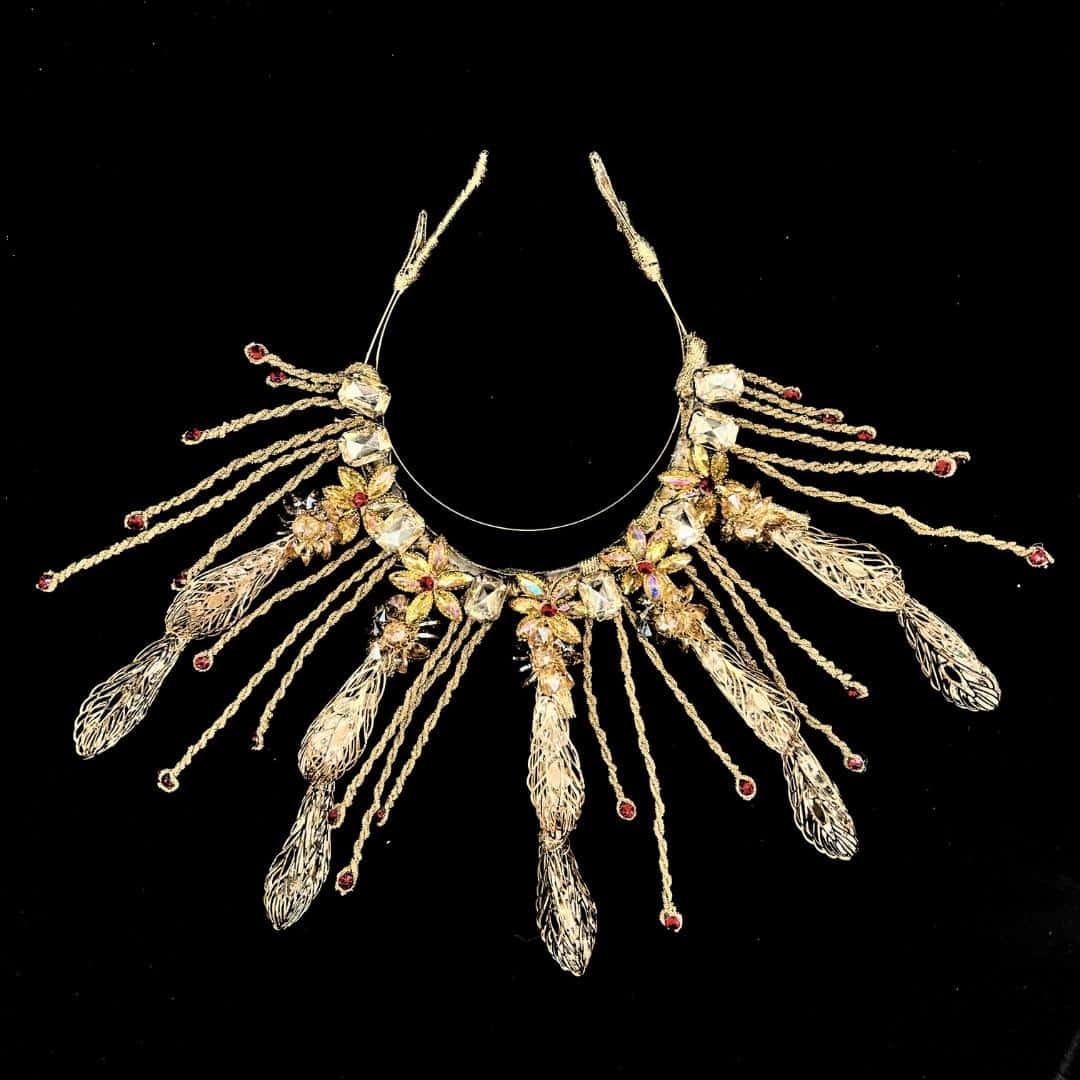Couronne Soleil dorée avec des diamants rouges - artisanat Tunisien fait main | ILEYCOM