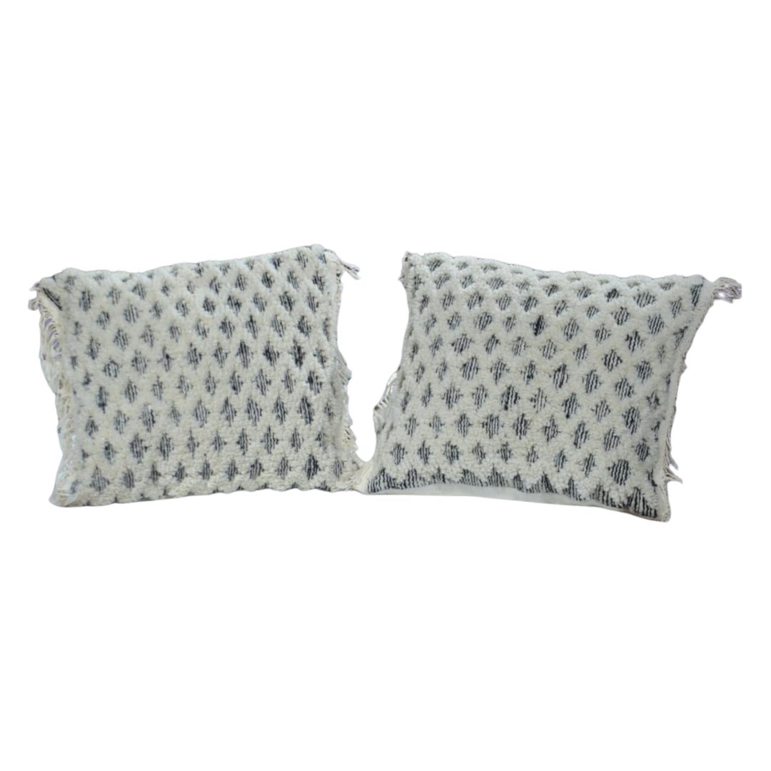Coussin décoratif en laine pure - artisanat Tunisien fait main | ILEYCOM