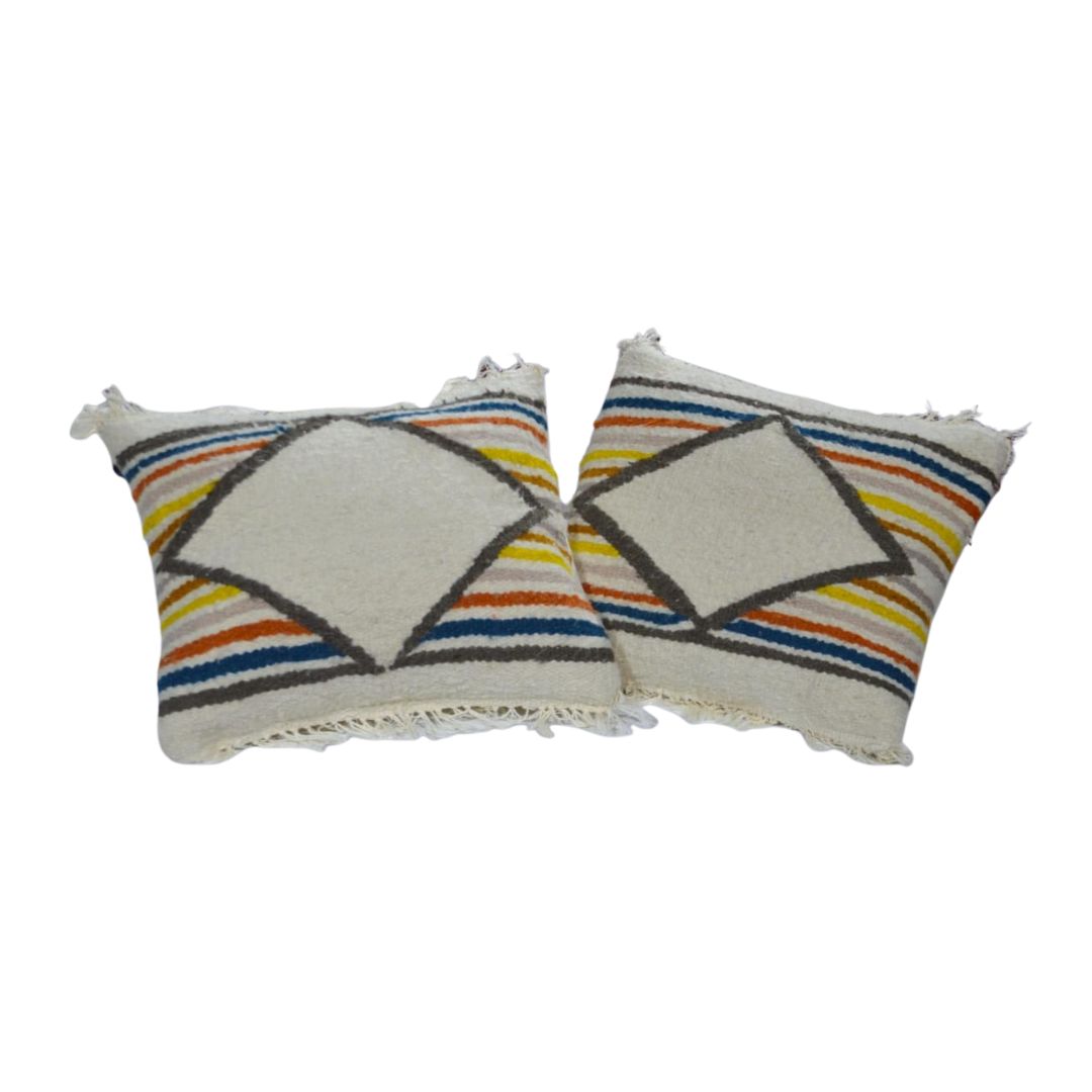 Coussin en laine pure fait-main - artisanat Tunisien fait main | ILEYCOM