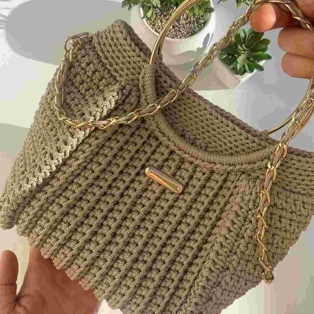 sac à main crochet fait main en beige exclusif et chic