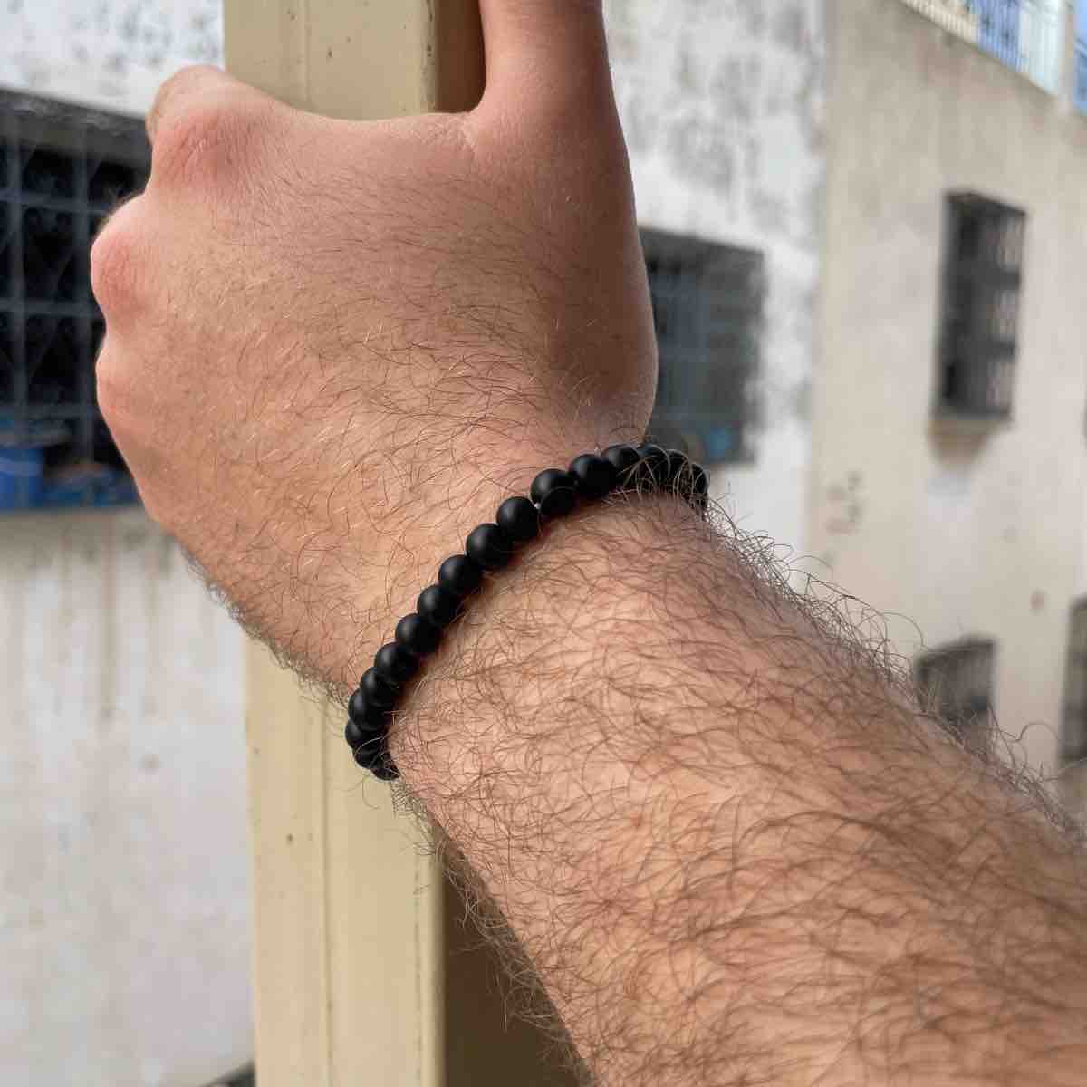Bracelet en perles noir ajustable unisexe