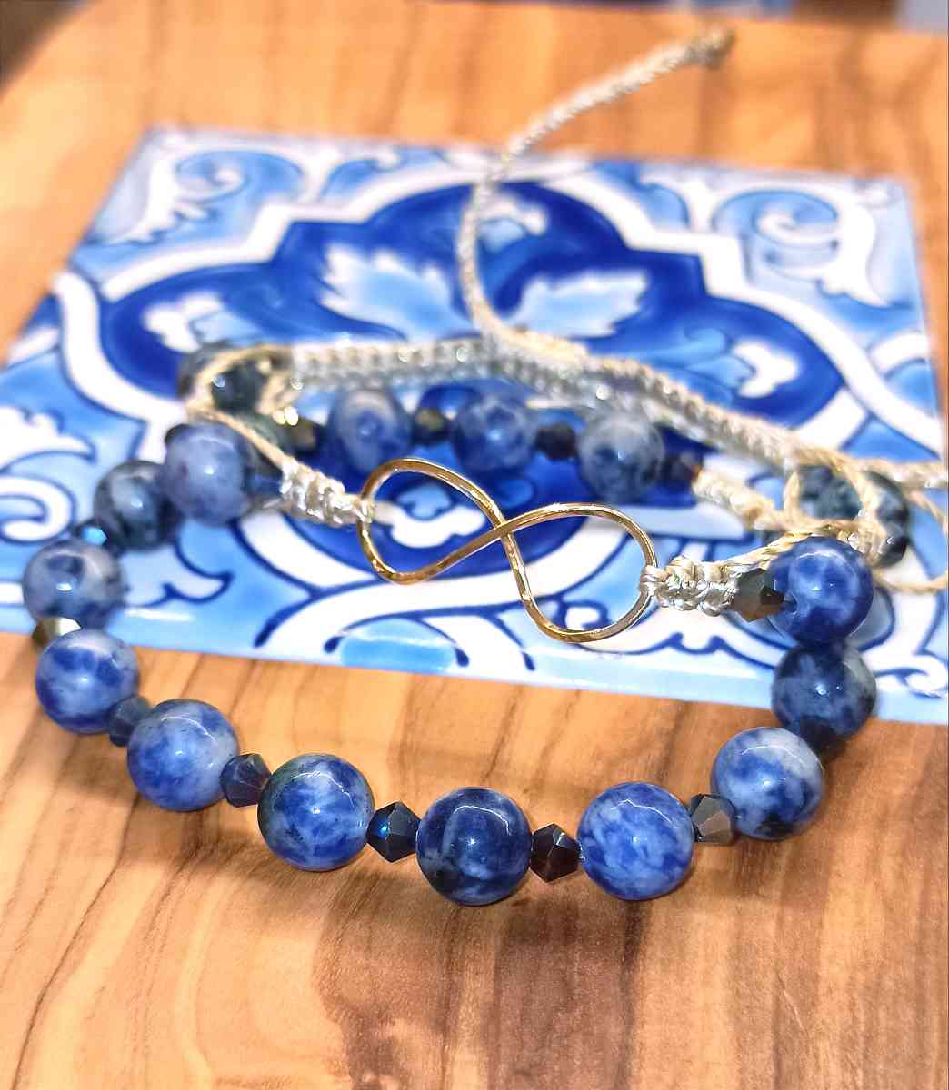 Bracelet infini exclusif pour un style éternel et raffiné