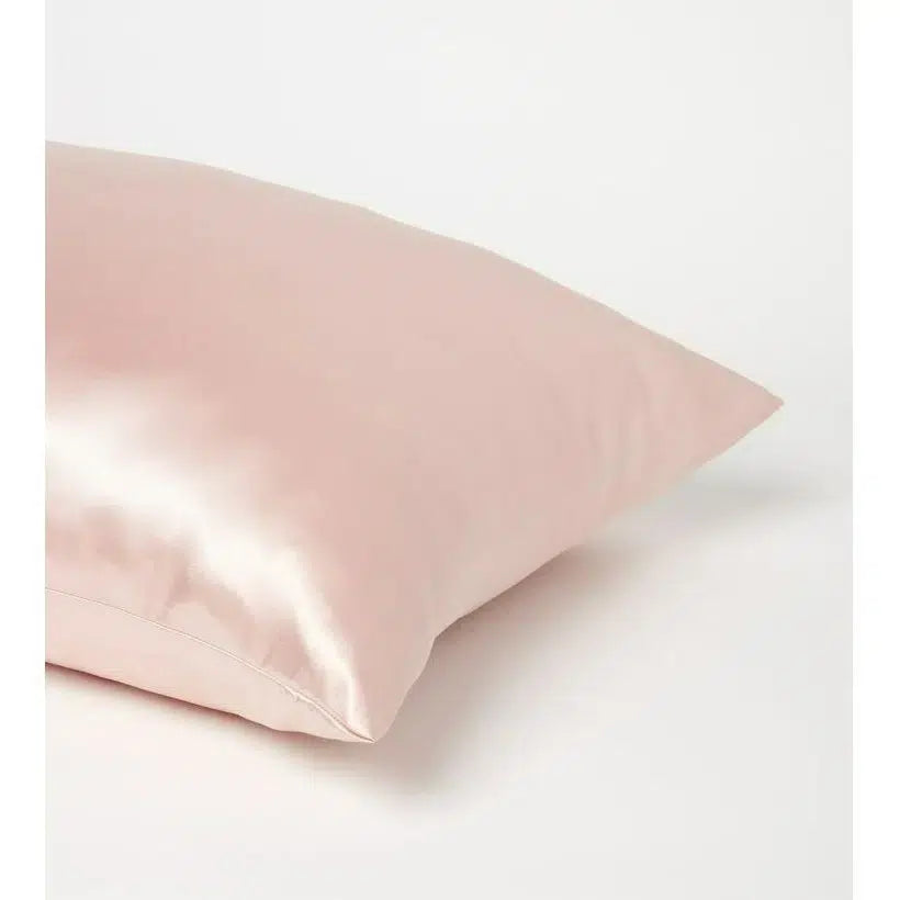 satin cheveux luxe pour un sommeil élégant et soin exceptionnel rose bebe