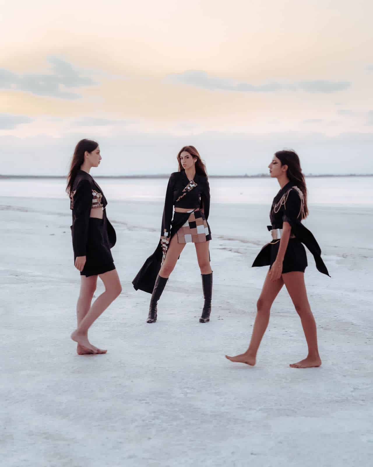 Blazer Tailleur - pièce unique- Élégance - Patchwork - Détails Dorés