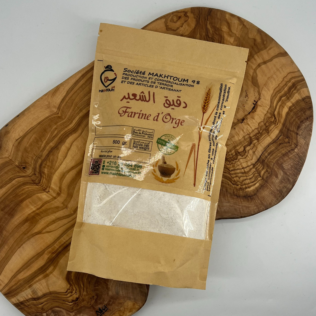 Farine d'orge artisanale 100 pour cent naturelle pour vos recettes