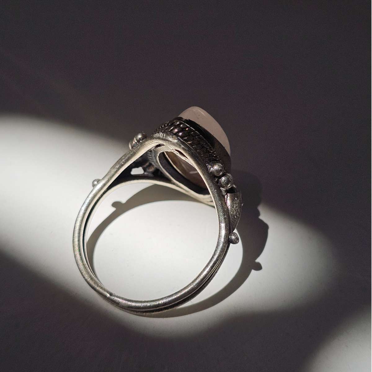 bague quartz rose en argent 925 élégance et douceur irrésistible