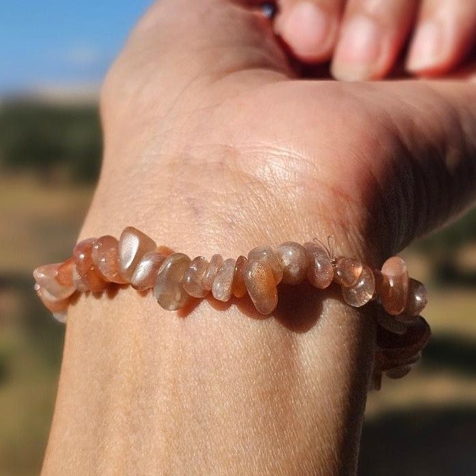 Bracelet pierres de soleil baroque élastique chic et lumineux