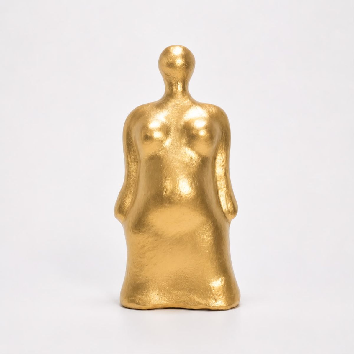 Statue contemporaine en céramique or 25 cm pour un décor unique