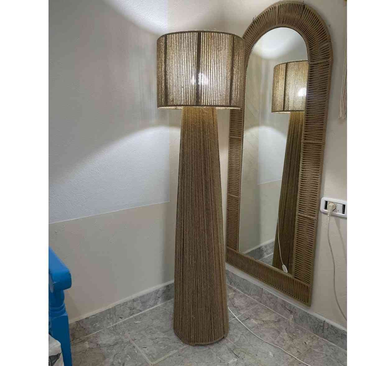 lampe jute élégante 165 cm pour une ambiance chaleureuse