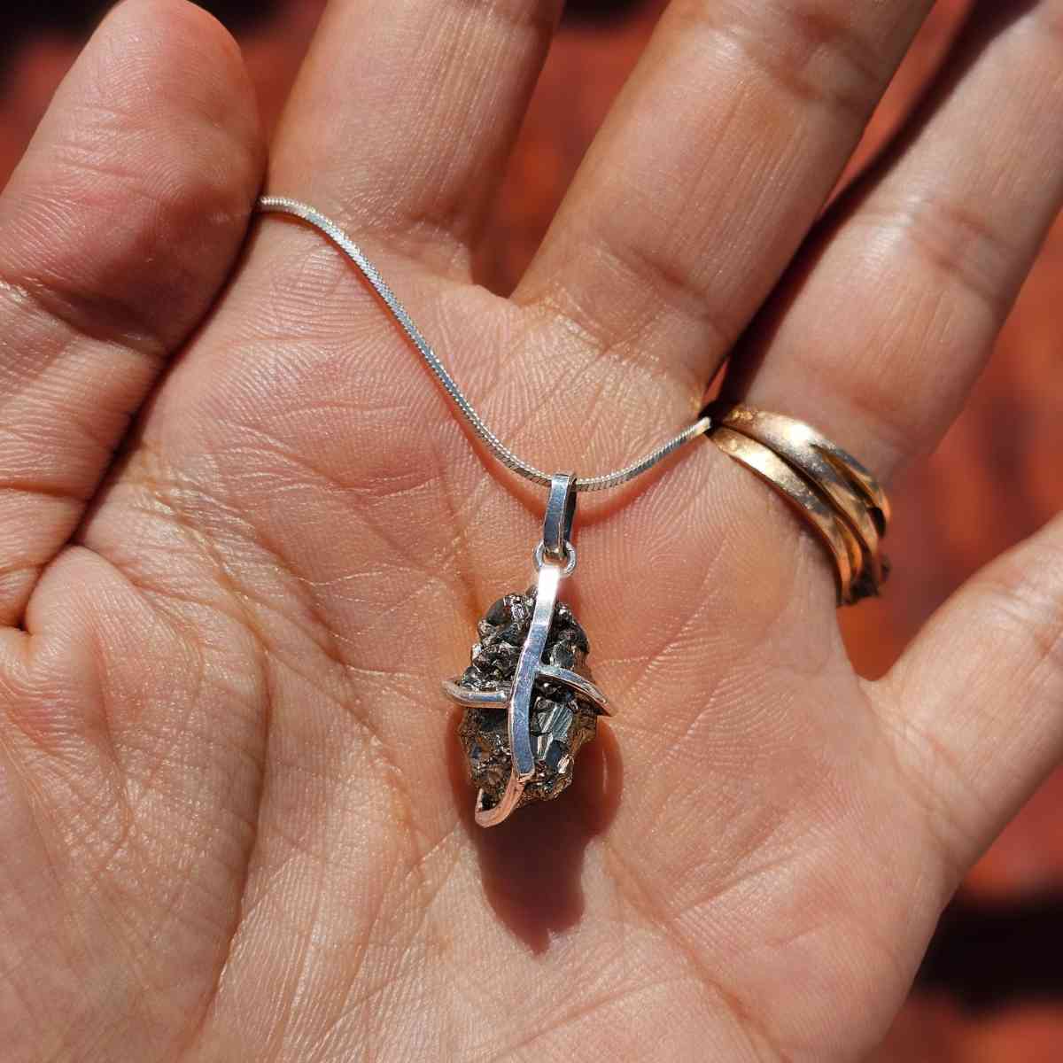Collier pyrite en argent 925 pour un style raffiné exclusif
