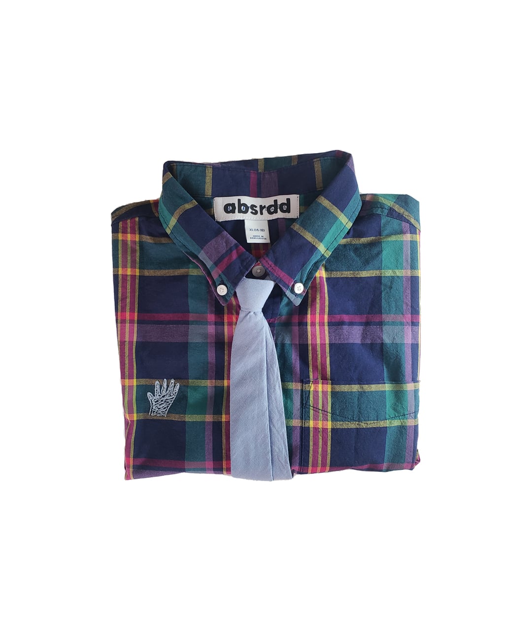Chemise upcyclé à carreaux avec broderie avec cravate bleu ciel