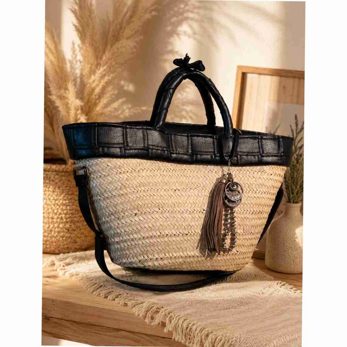 couffin artisanal pratique en simili cuir noir avec bandoulière