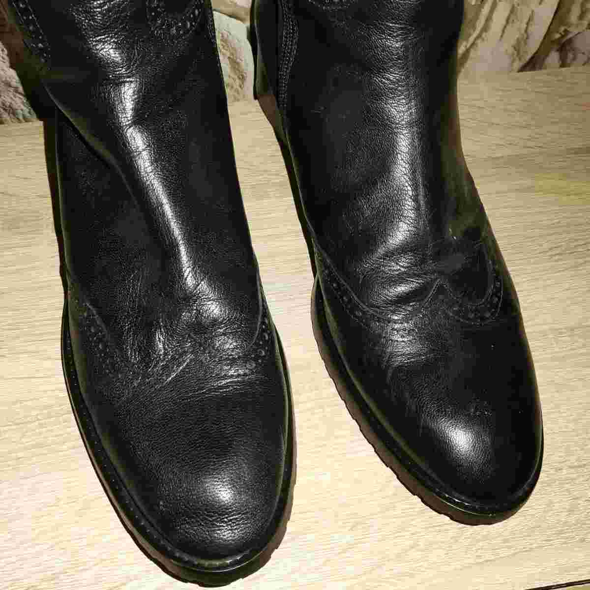 Bottes cuir noires taille 42 confort et style irrésistibles