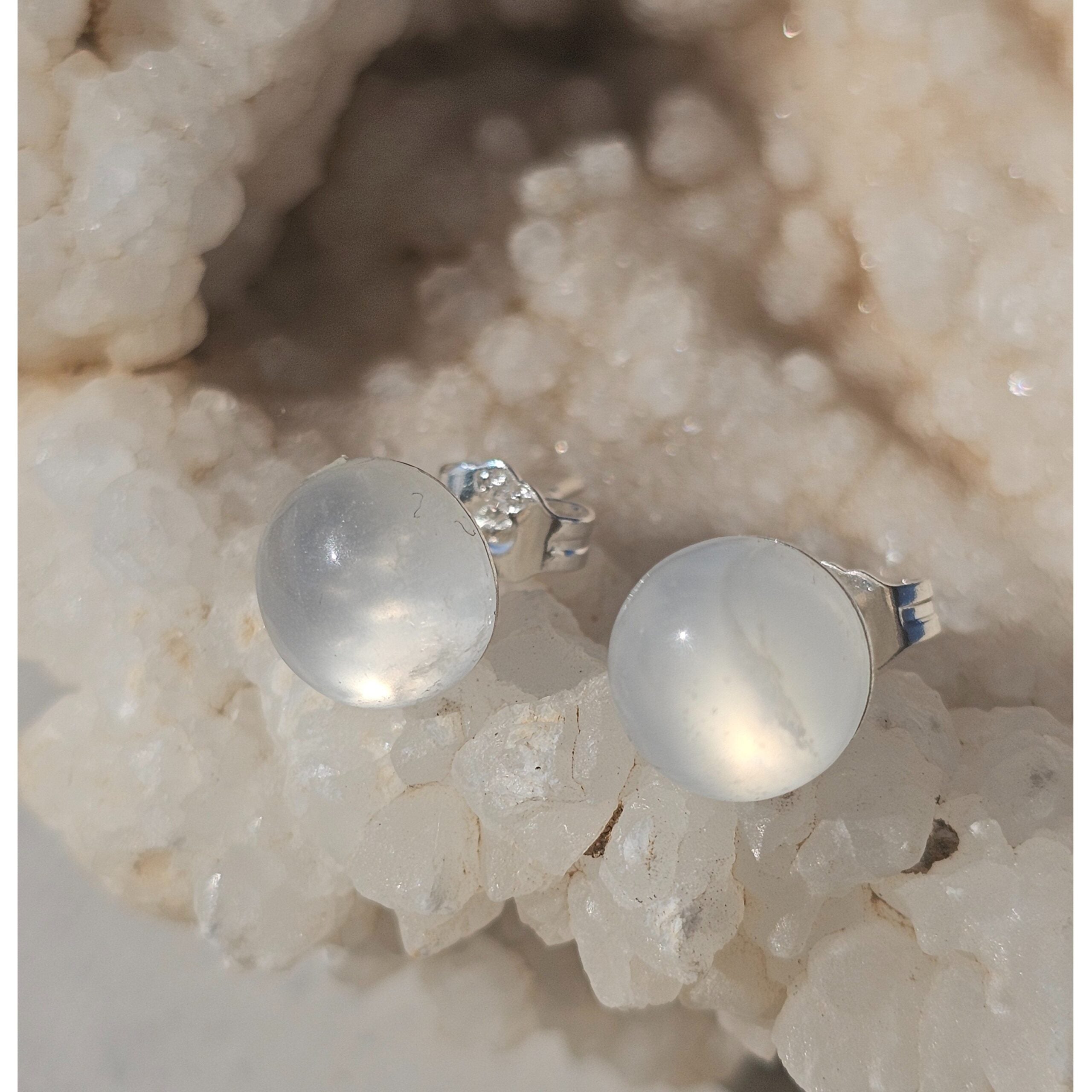 Clous d'oreilles Pierre de Lune Argent 925 - Élégance Envoûtante