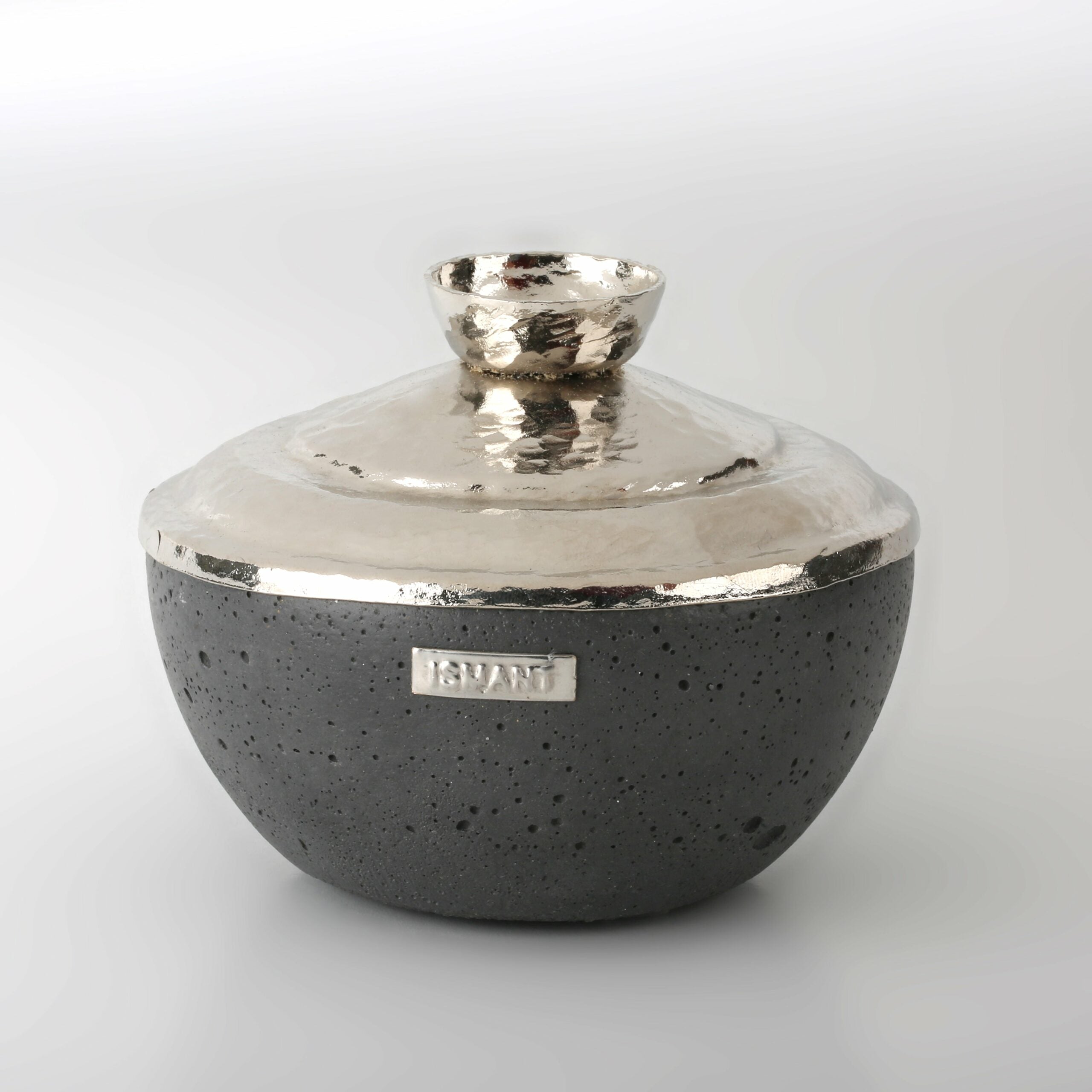 Concrete Éclat bowl with pink or white copper lid (S, M, L)