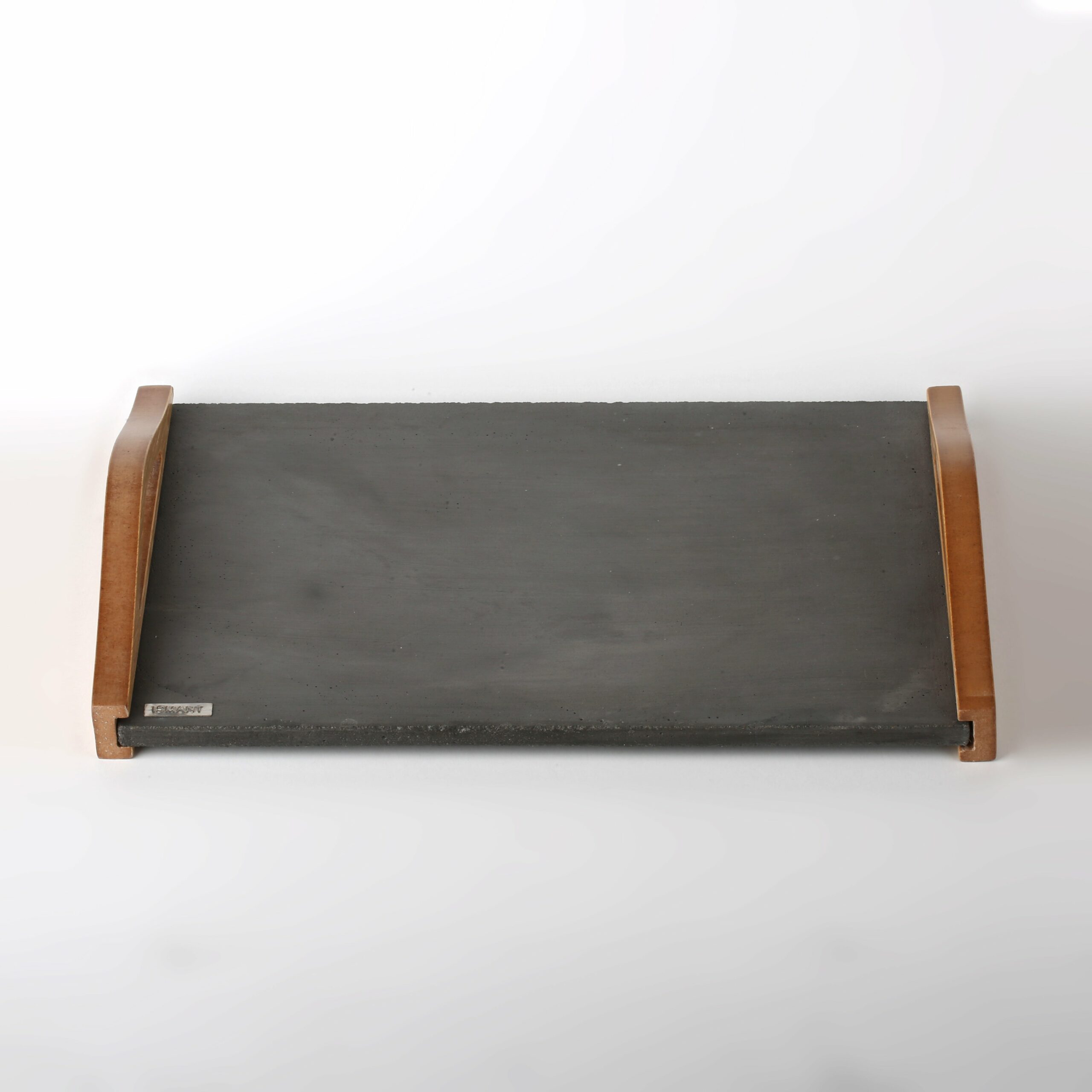 Concrete tray with wooden handles (20 x 30 cm)