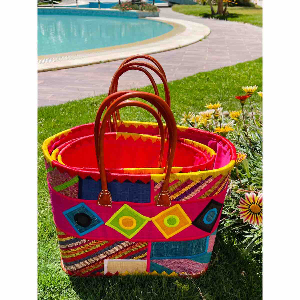 couffin raphia brodé main luxe avec anses cuir irrésistible