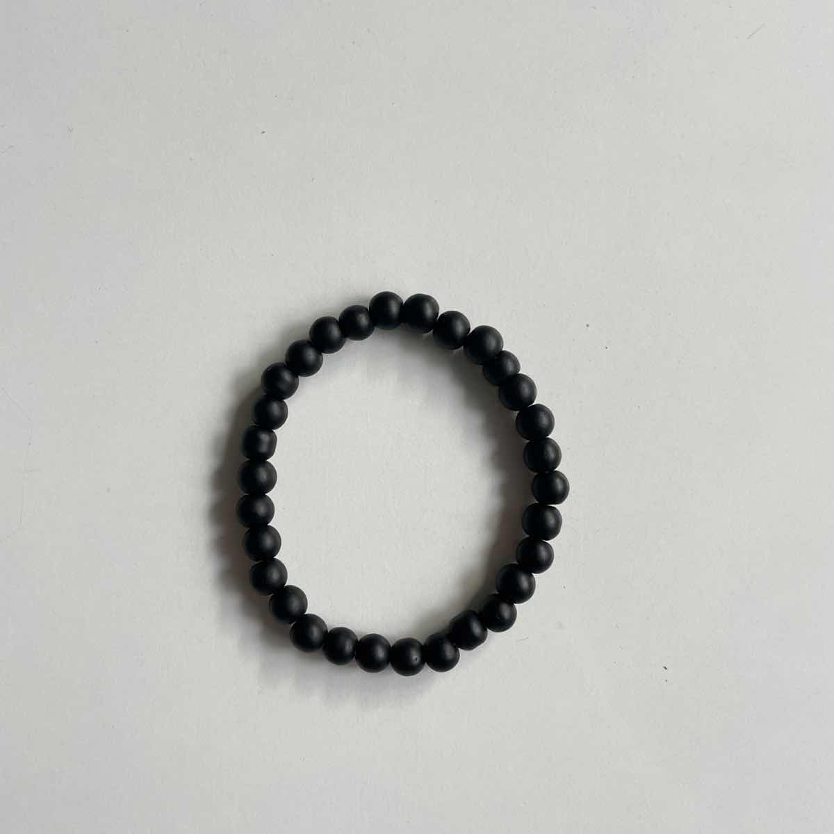 Bracelet en perles noir ajustable unisexe