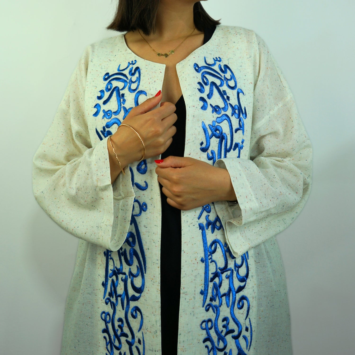 Kimono Traditionnel avec Calligraphie Arabe en Bleu - artisanat Tunisien fait main | ILEYCOM