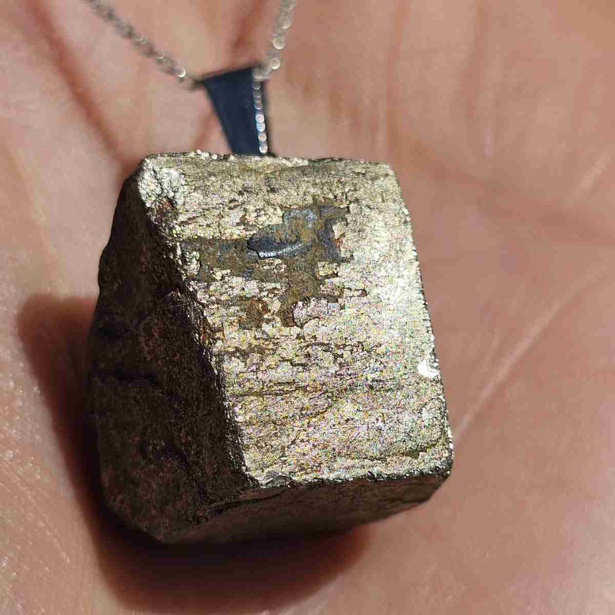 collier argent 925 éclat pyrite doré pour un style unique