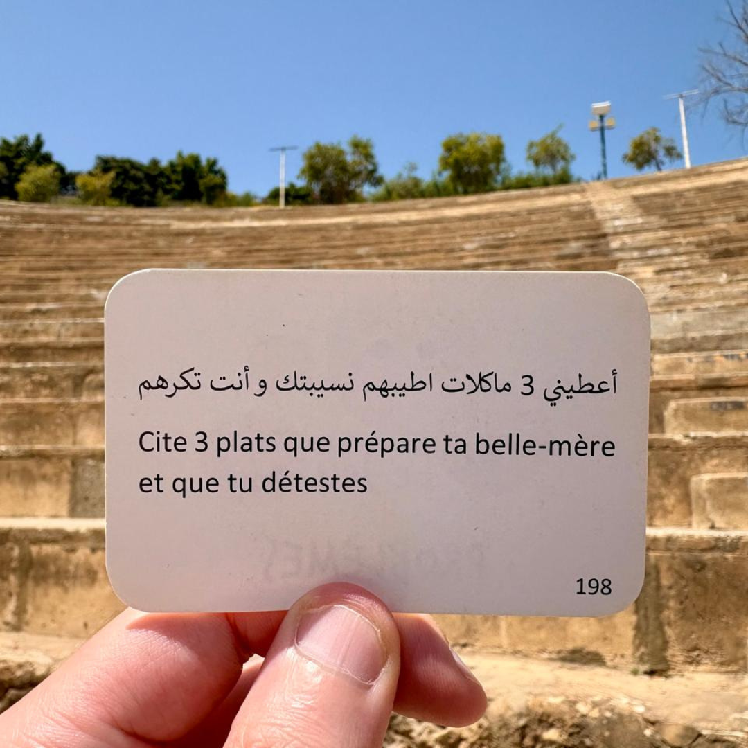 Jeu des problèmes avec 250 cartes bilingues (Tunisien et Français)