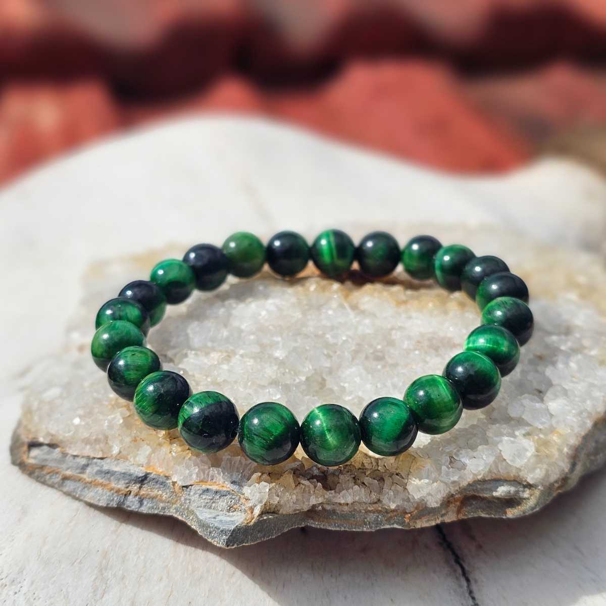 bracelet œil de tigre vert élégance et bien-être immédiat