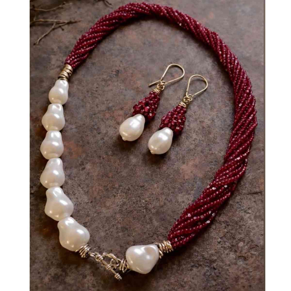 Collier rubis en nacre l'élégance rare pour sublimer votre style