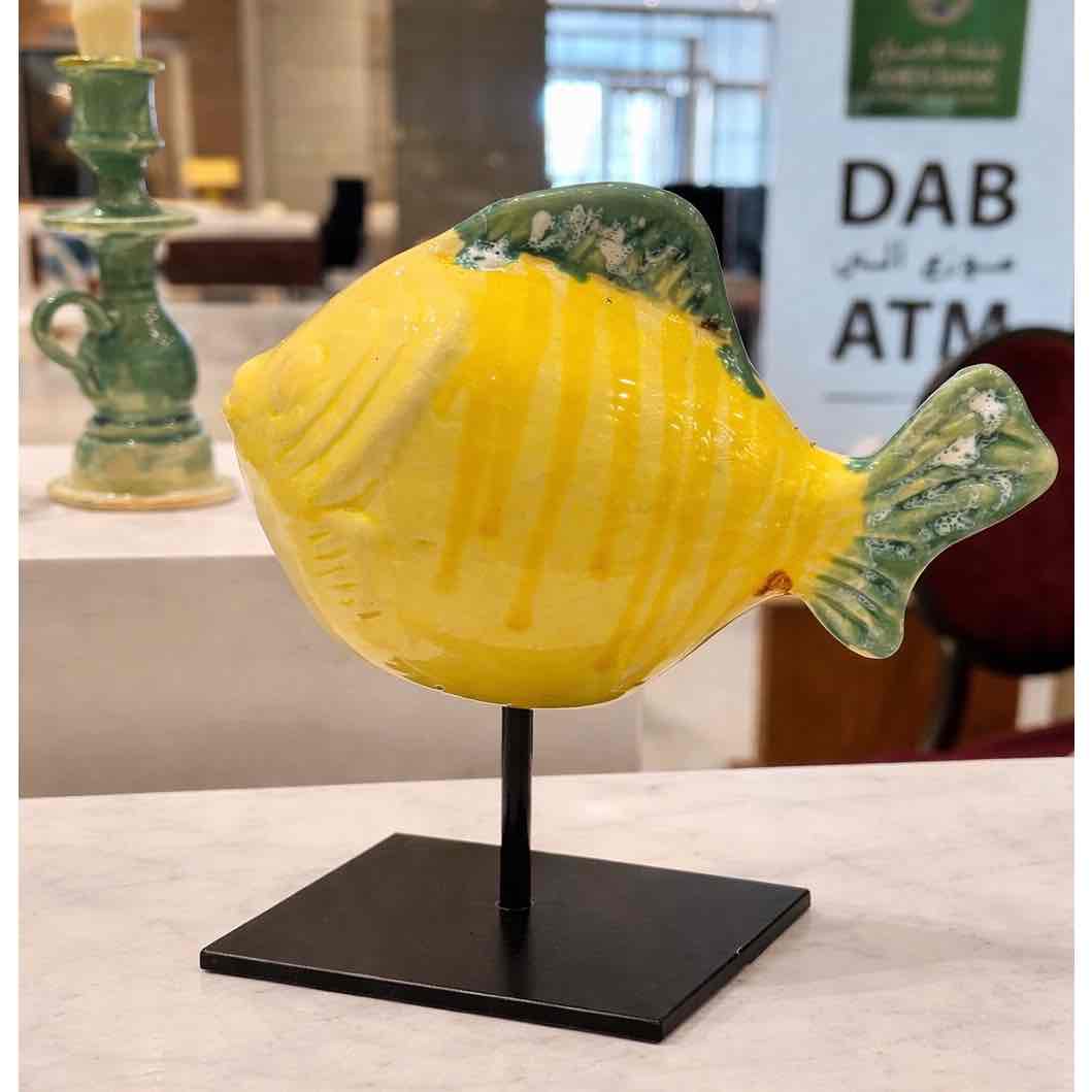 Poisson en céramique émaux à effet sur socle en fer