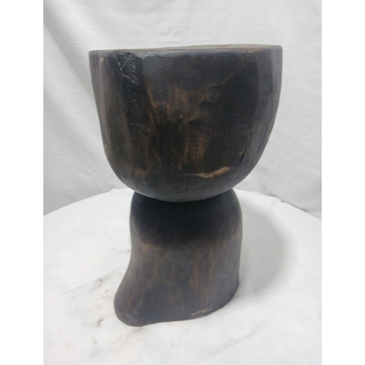Tabouret en bois élégant pour un style africain unique