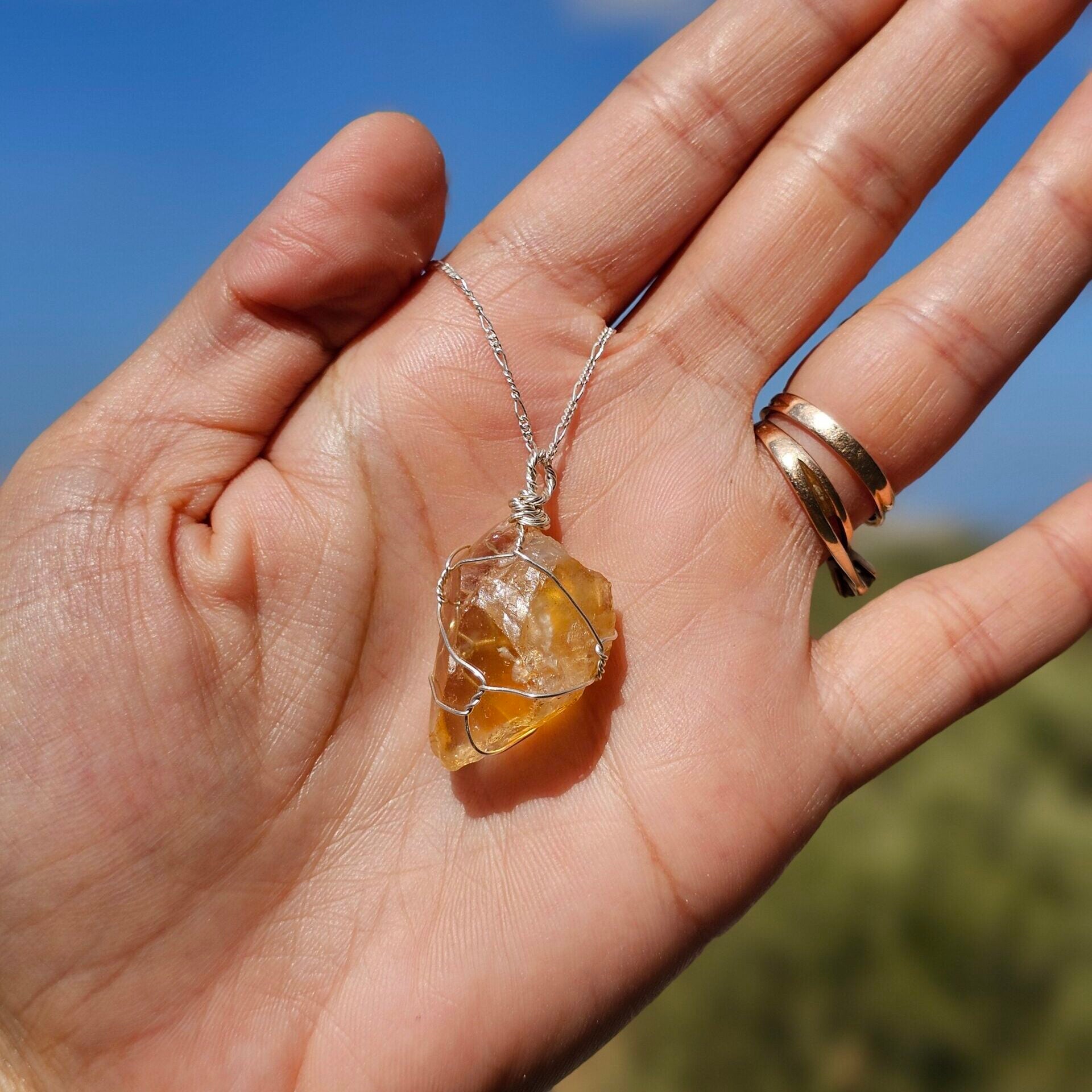 Refined stainless steel necklace with raw citrine pendant – 75 cm, 14 g