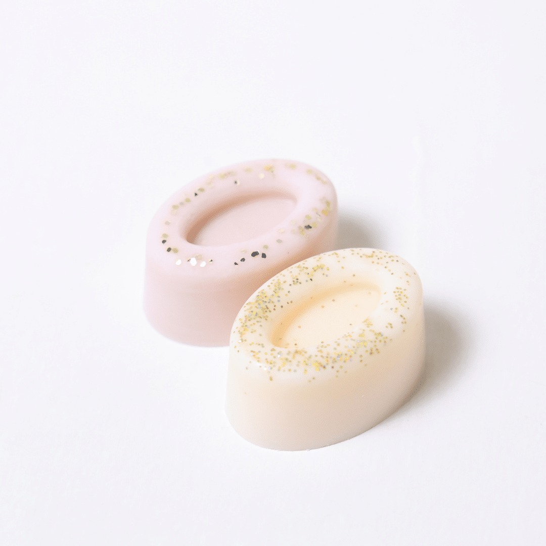 شمعة معطرة بيضاوية