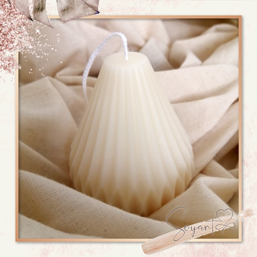 Natural pear-shaped candle