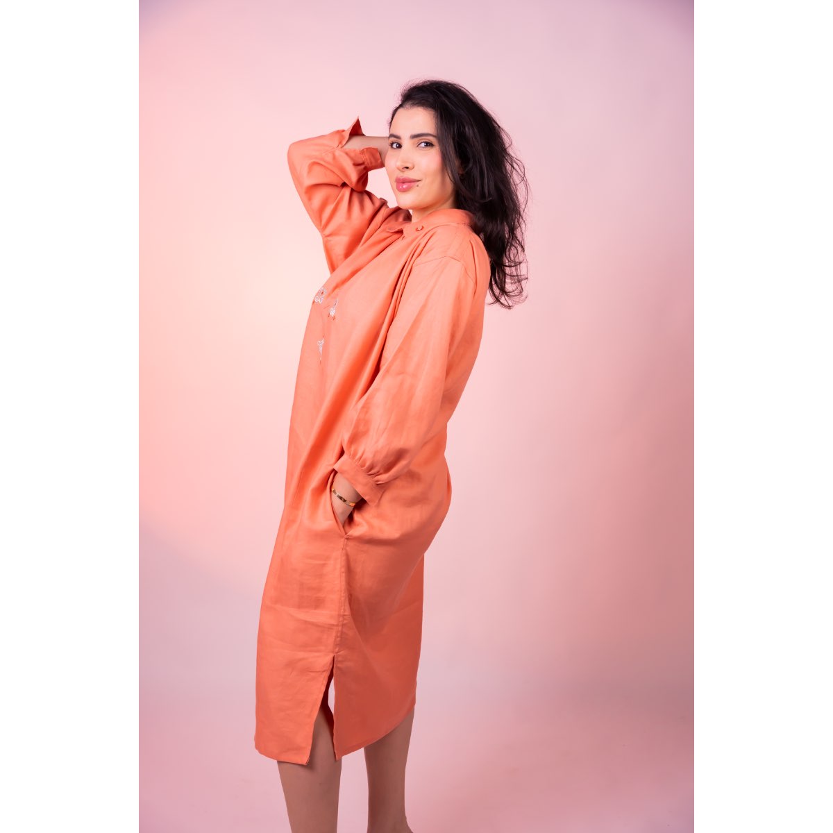 blouse lin saumon brodée en soie pour un look irrésistible