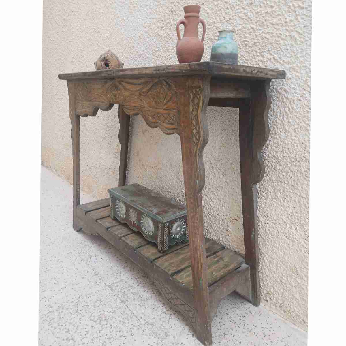Console bois élégante pour un intérieur raffiné et chaleureux