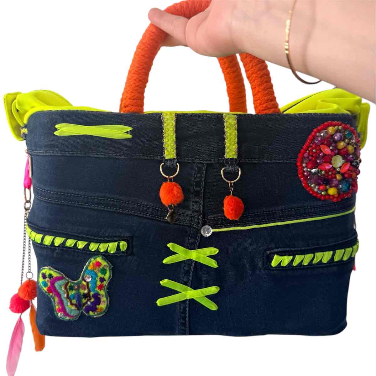 Sac fluo unique en jean recyclé pour un — vue 5. Artisanat Tunisie.