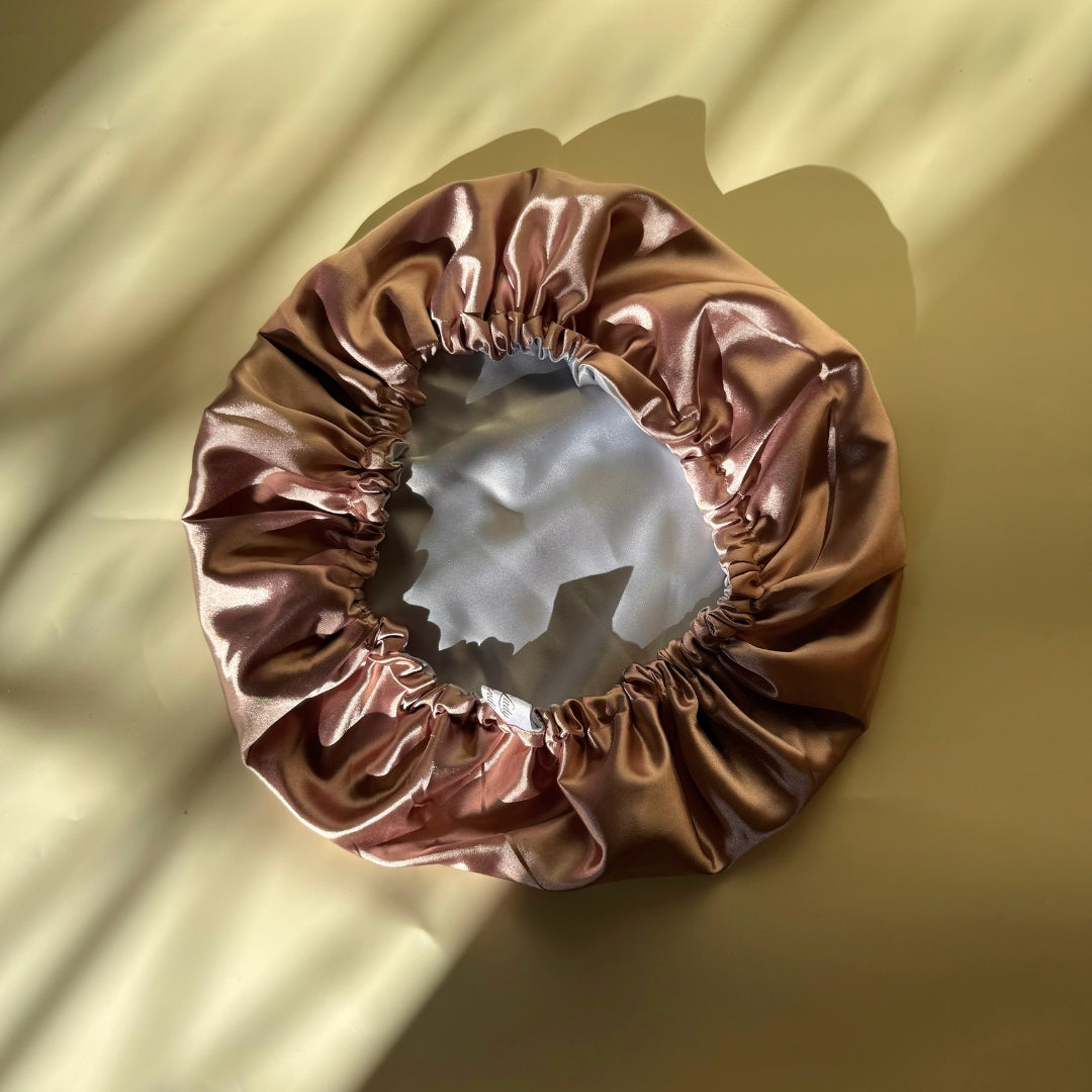 Coffret soin nuit en satin (bonnet, bandeau & 2 chouchous doux)