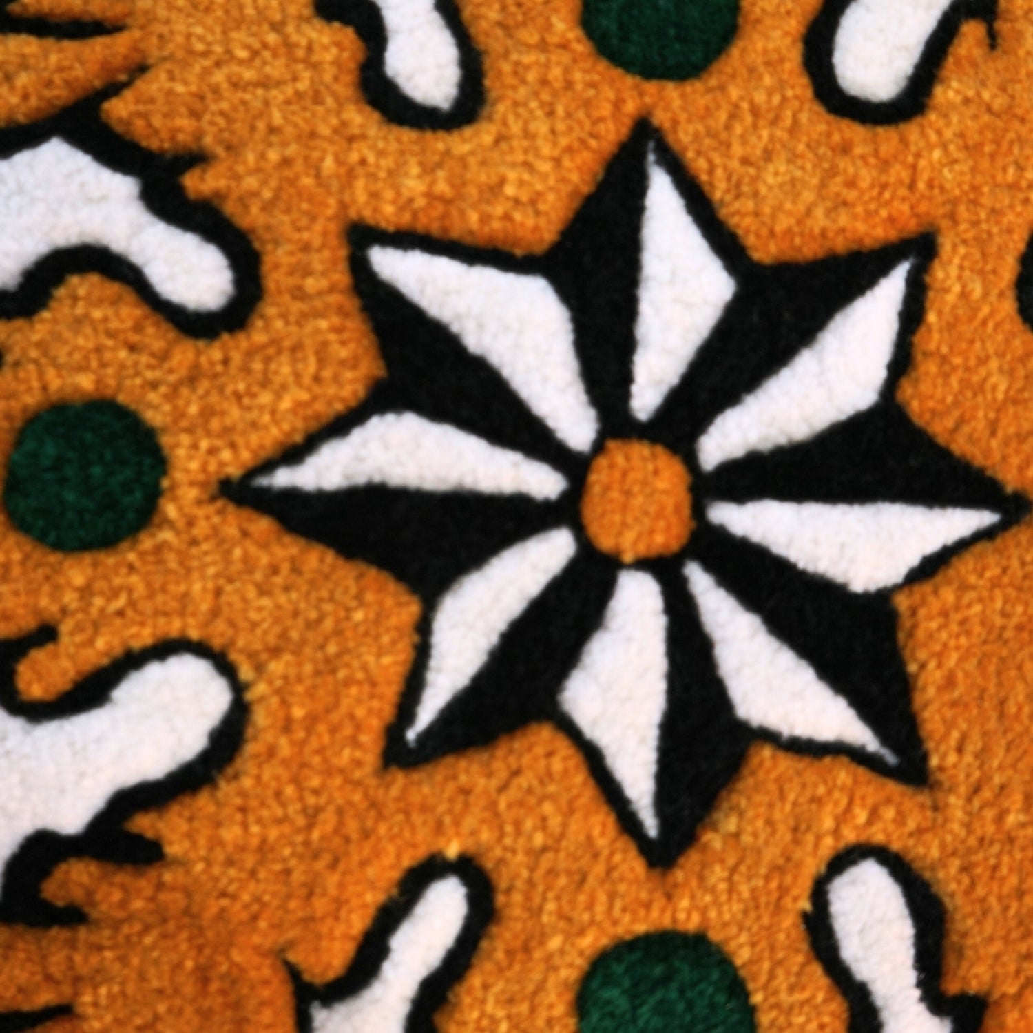 Tapis en suspension murale faïence orange