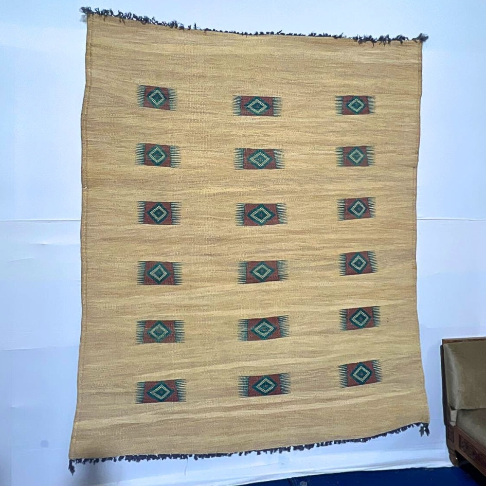 Tapis Traditionnel Écologique avec Motifs Géométriques - artisanat Tunisien fait main | ILEYCOM