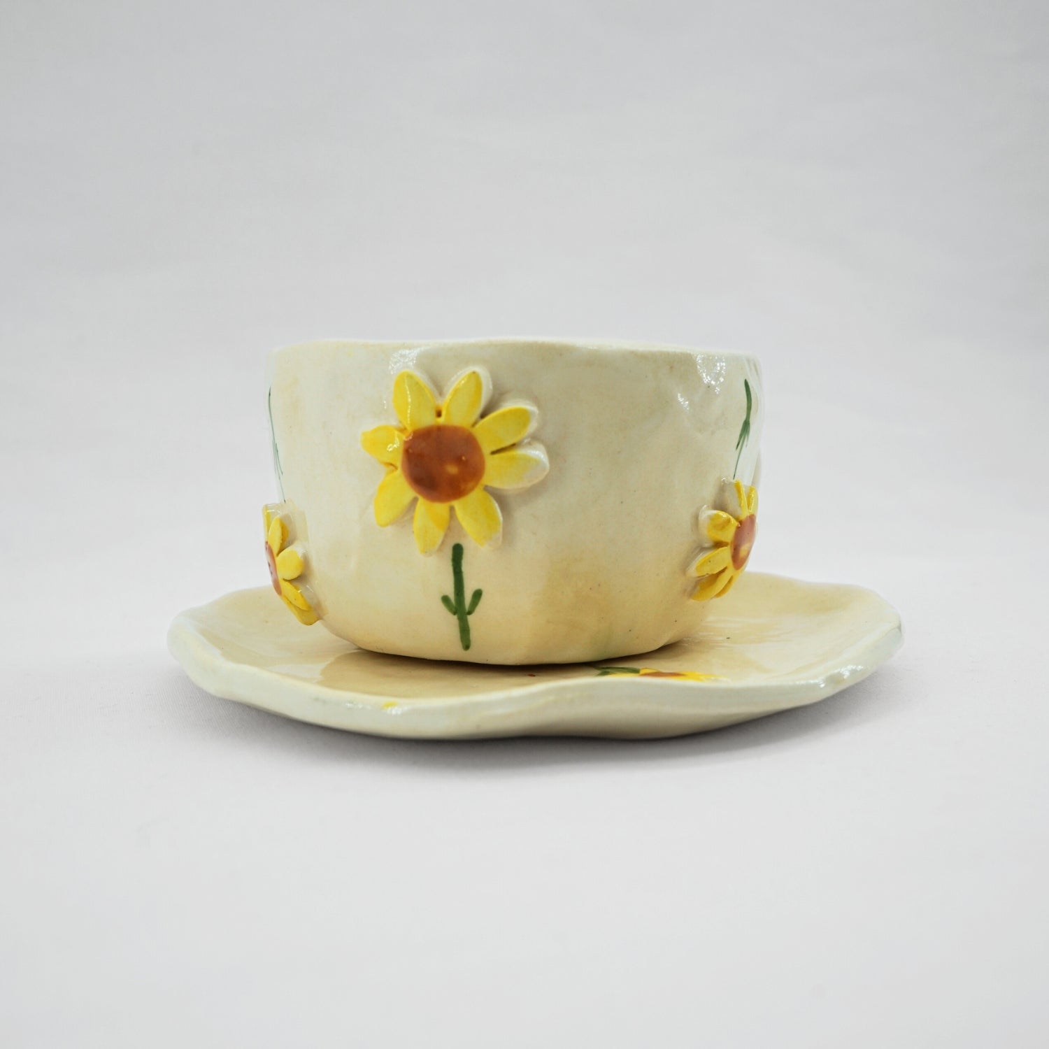 Tasse céramique élégante et raffinée pour un café parfait