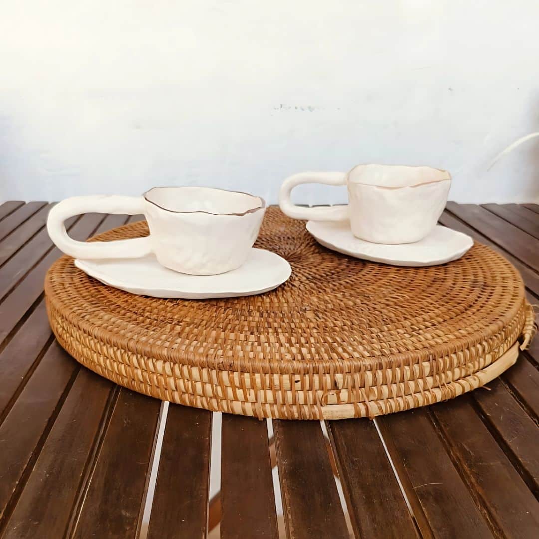 Tasse et sous-tasse en céramique – Blanc texturé (9 x 6 cm / 17 x 13 cm) - artisanat Tunisien fait main | ILEYCOM