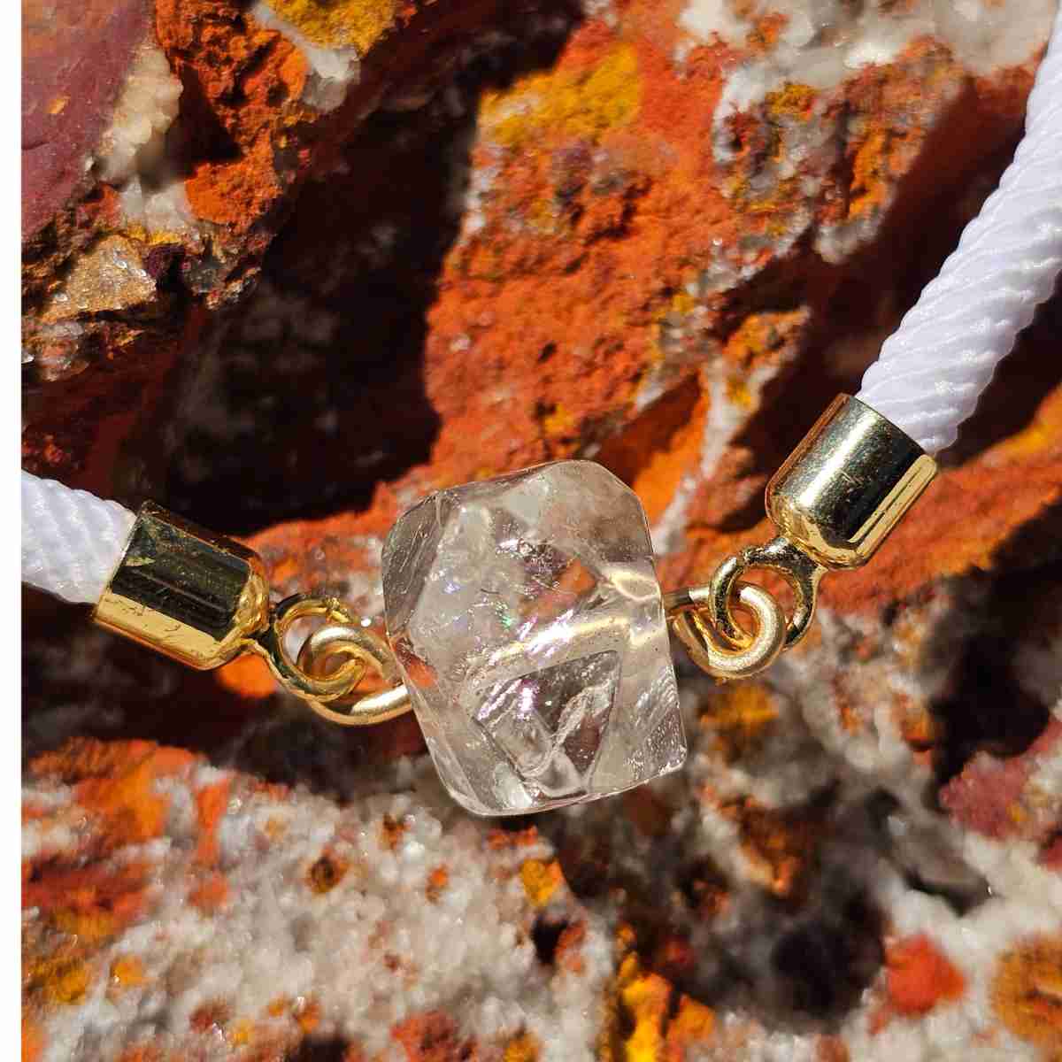 bracelet blanc cristal de roche éclat exclusif et séduisant