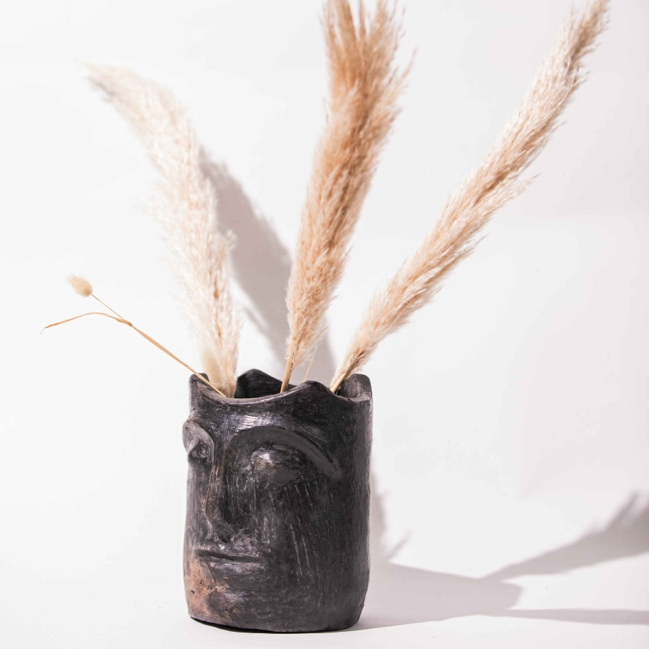Vase visage noir en céramique mate - artisanat Tunisien fait main | ILEYCOM