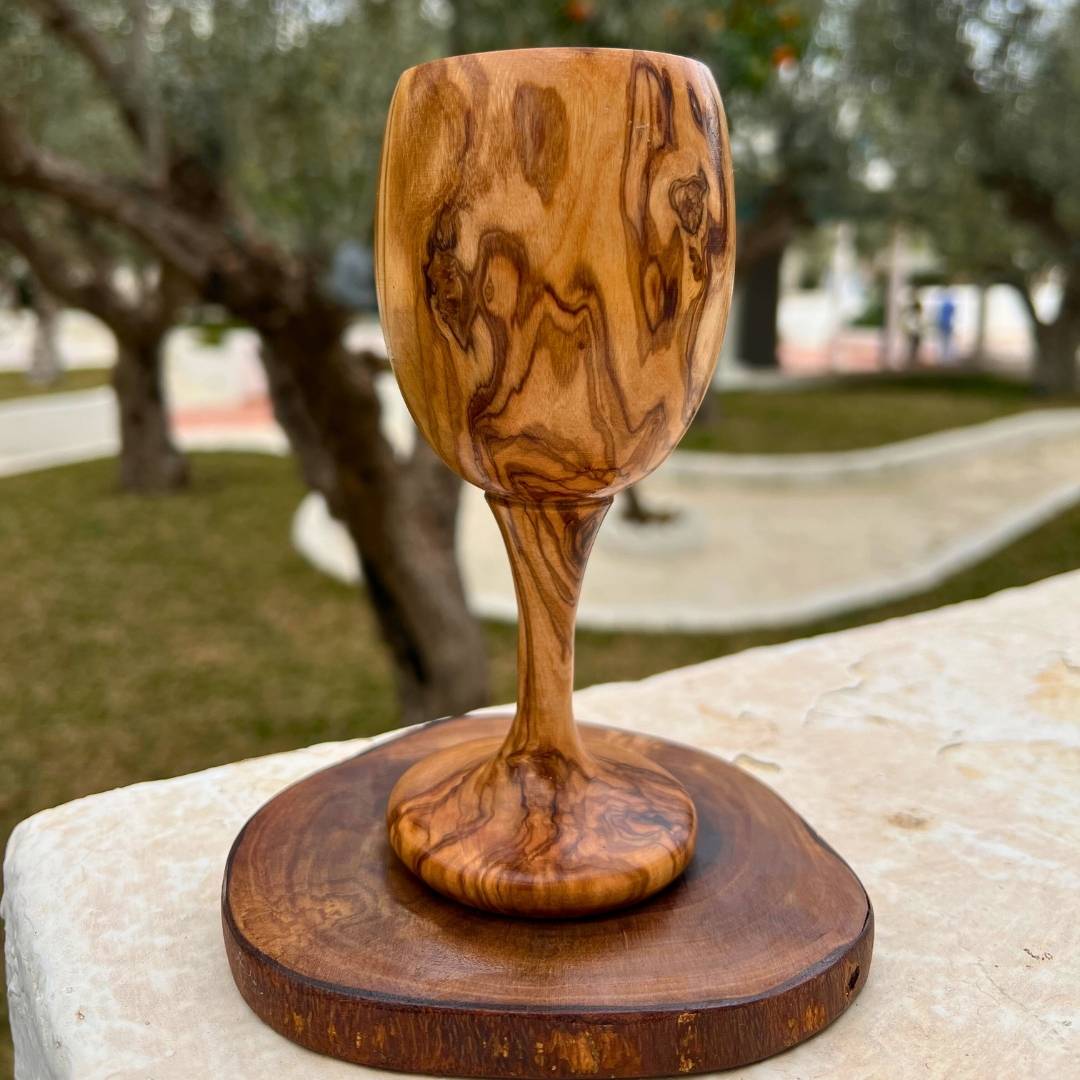 Verre à Pied en Bois d'Olivier - artisanat Tunisien fait main | ILEYCOM